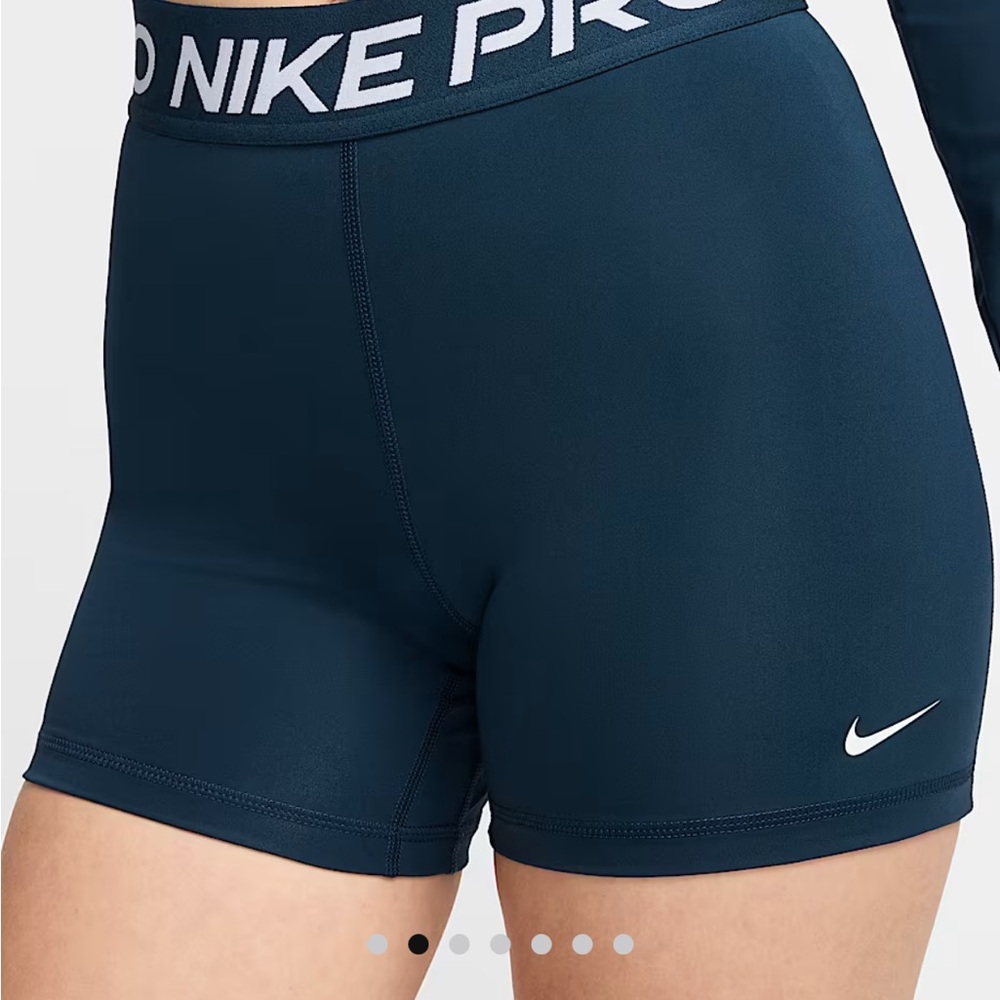 Nike Women's Pro Dri-Fit Black Shorts (Size Medium)
